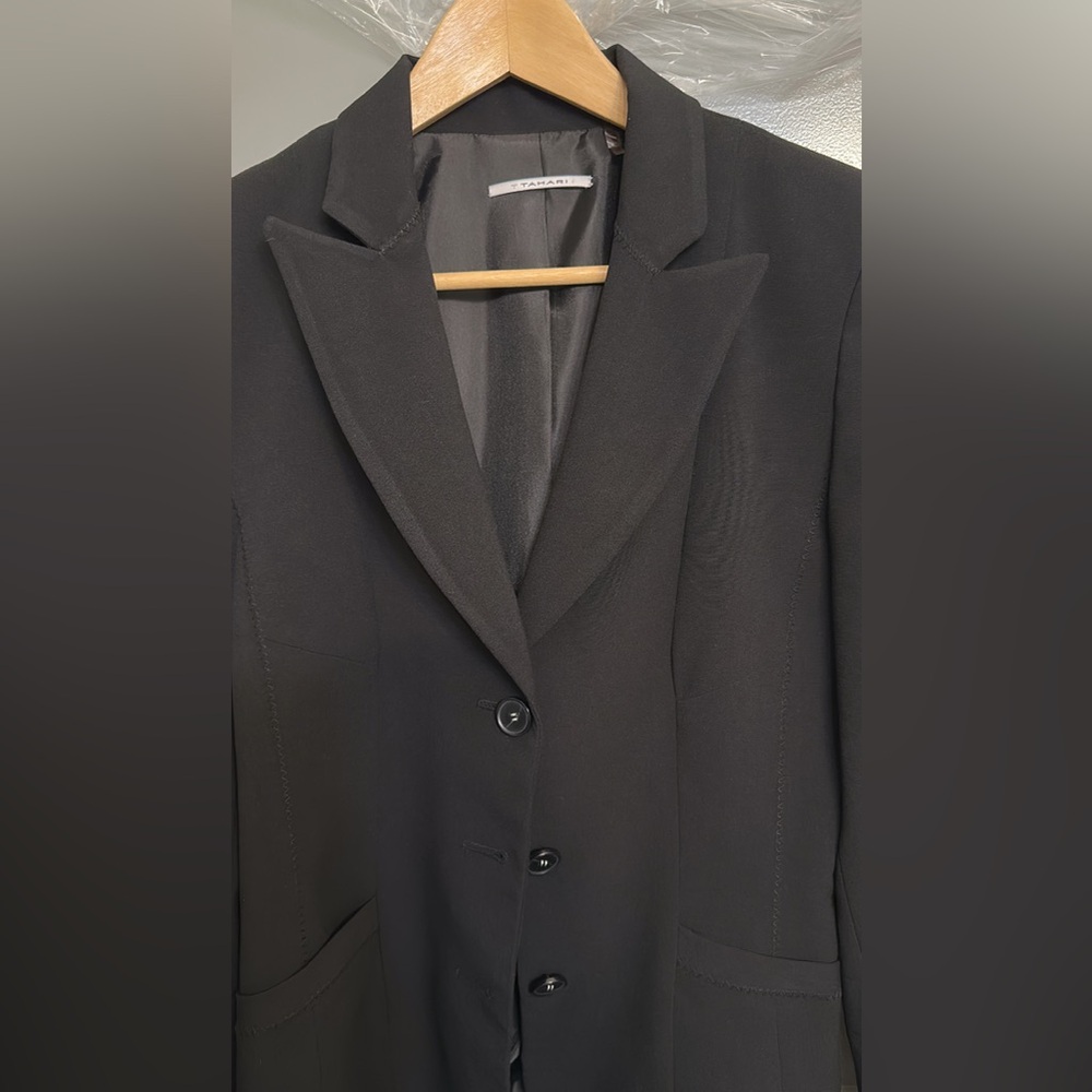 Tahari Classic Black Women's Blazer